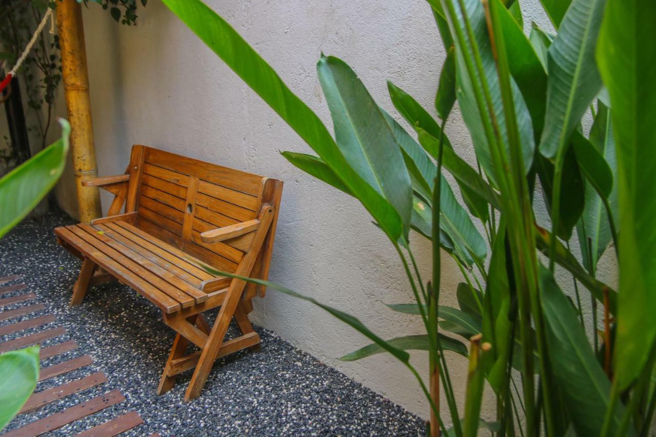 Cozy Cottages Lombok Senggigi Esterno foto