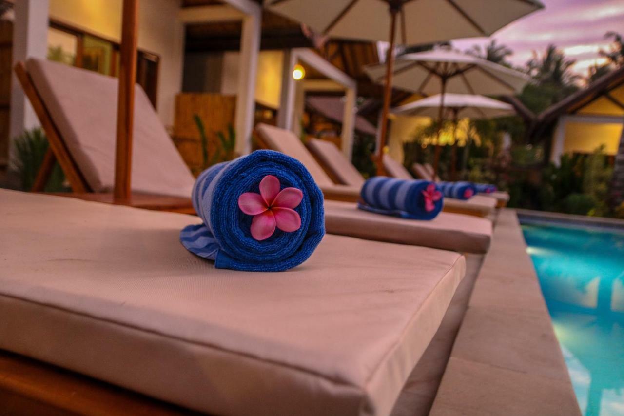 Cozy Cottages Lombok Senggigi Esterno foto