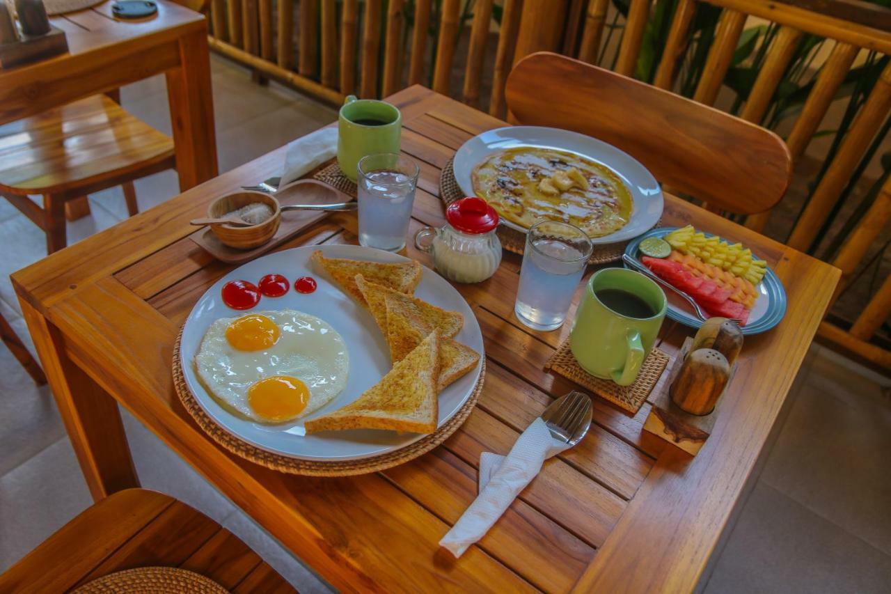 Cozy Cottages Lombok Senggigi Esterno foto