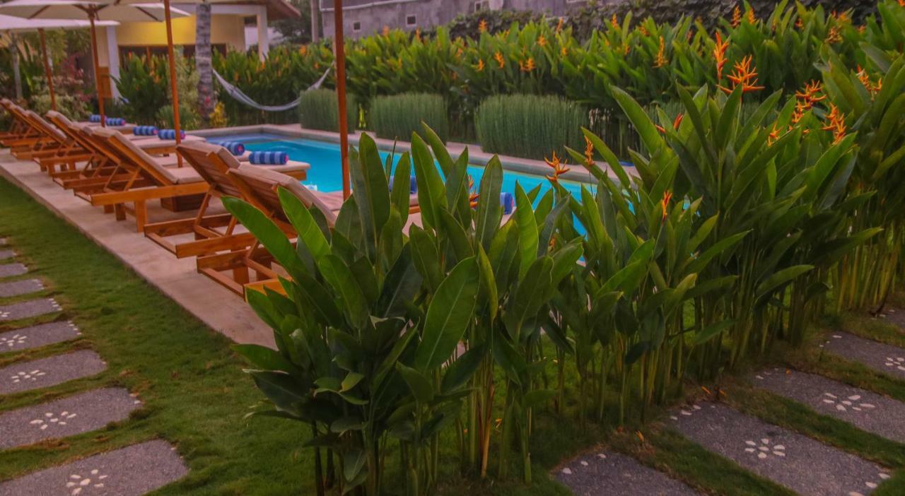 Cozy Cottages Lombok Senggigi Esterno foto