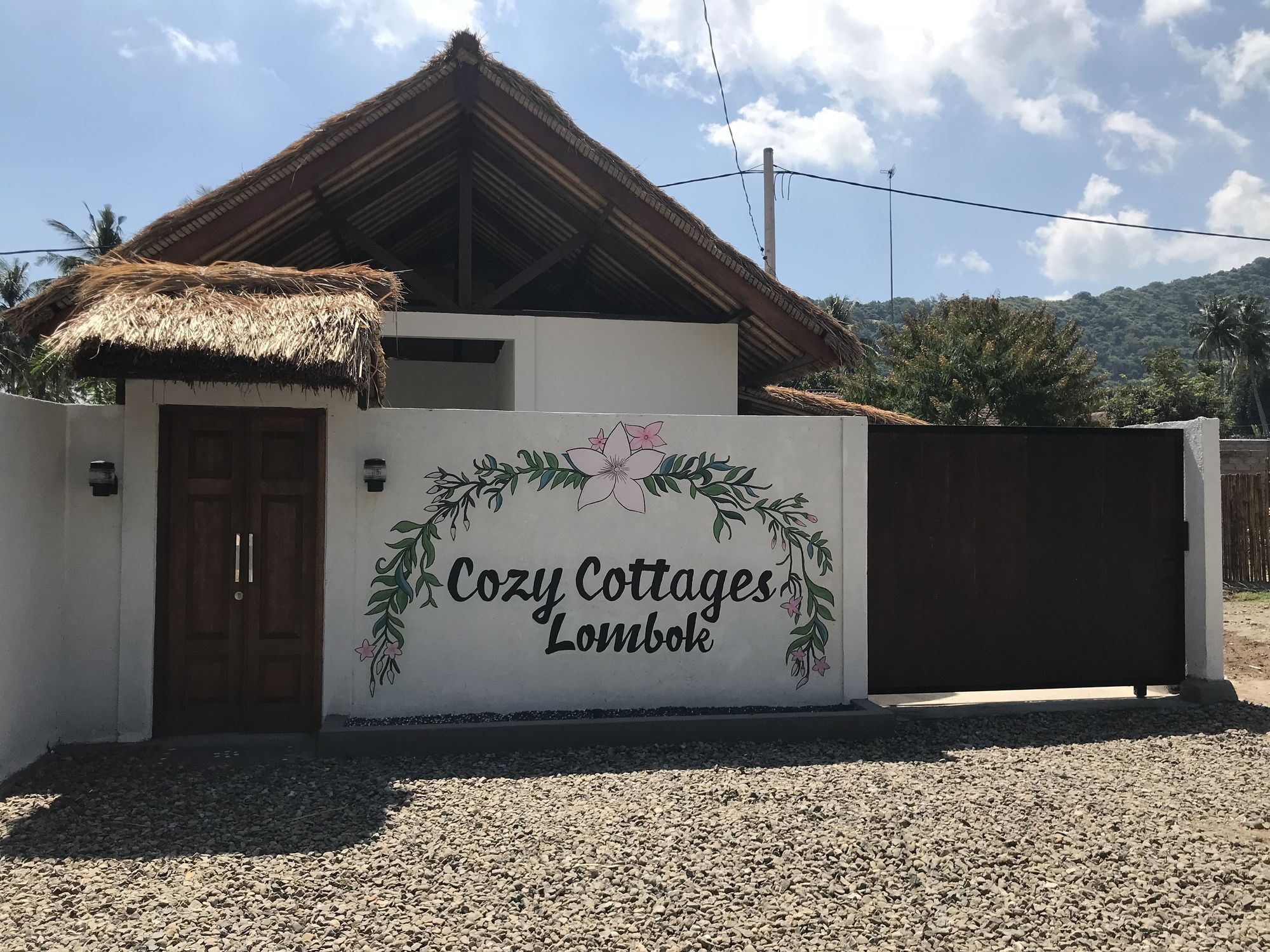 Cozy Cottages Lombok Senggigi Esterno foto